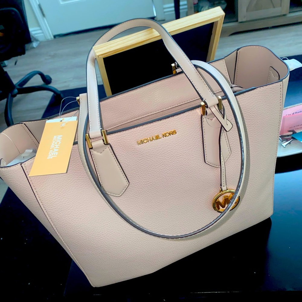 MICHAEL KORS TOTE